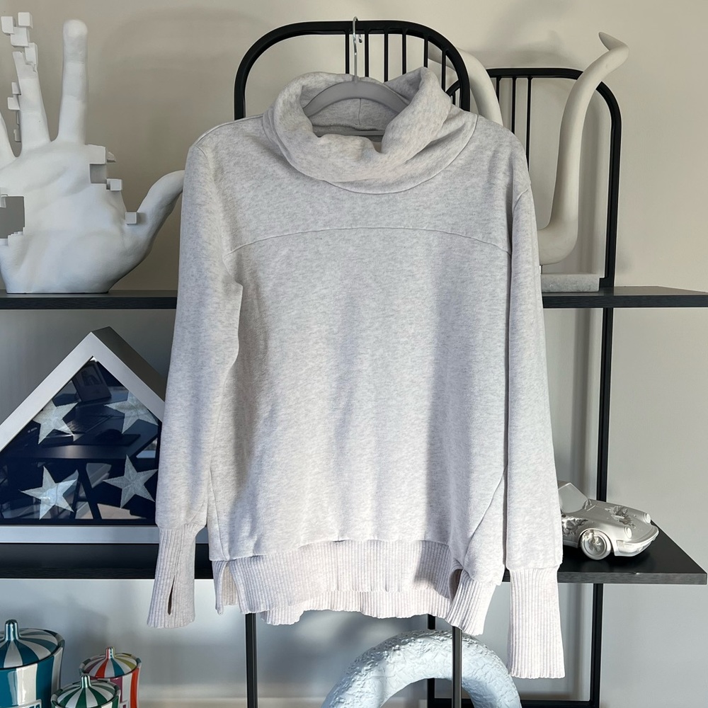 ALO Yoga Light Gray Cowl Neck Sweatshirt